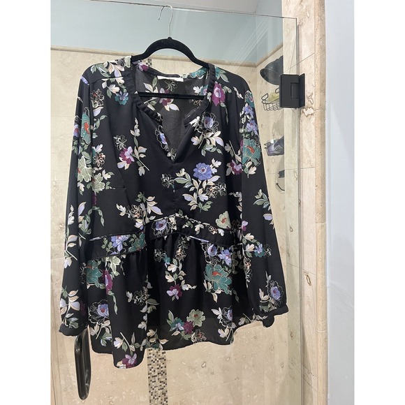 LOFT Tops - Ann Taylor LOFT Plus 22 Peplum V neck Black Purple  Fall Print blouse
